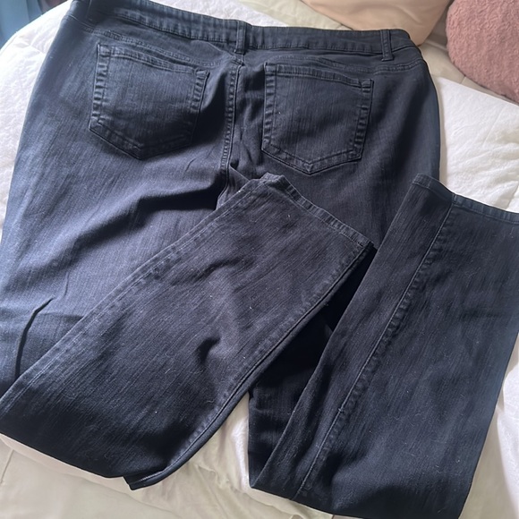 Torrid black stretch denim jeans good condition size 16 cotton & spandex, nice - Picture 9 of 10